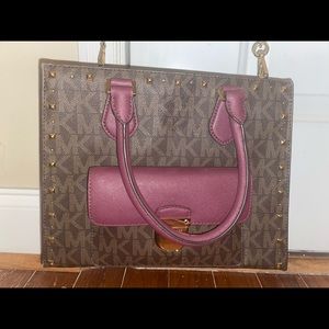 Michael Kors purse